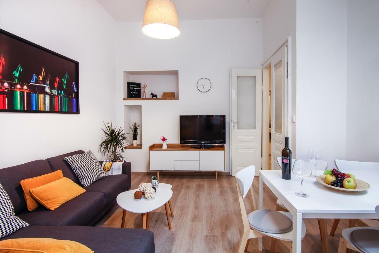 Apartment Kensi*** PUY מראה חיצוני תמונה