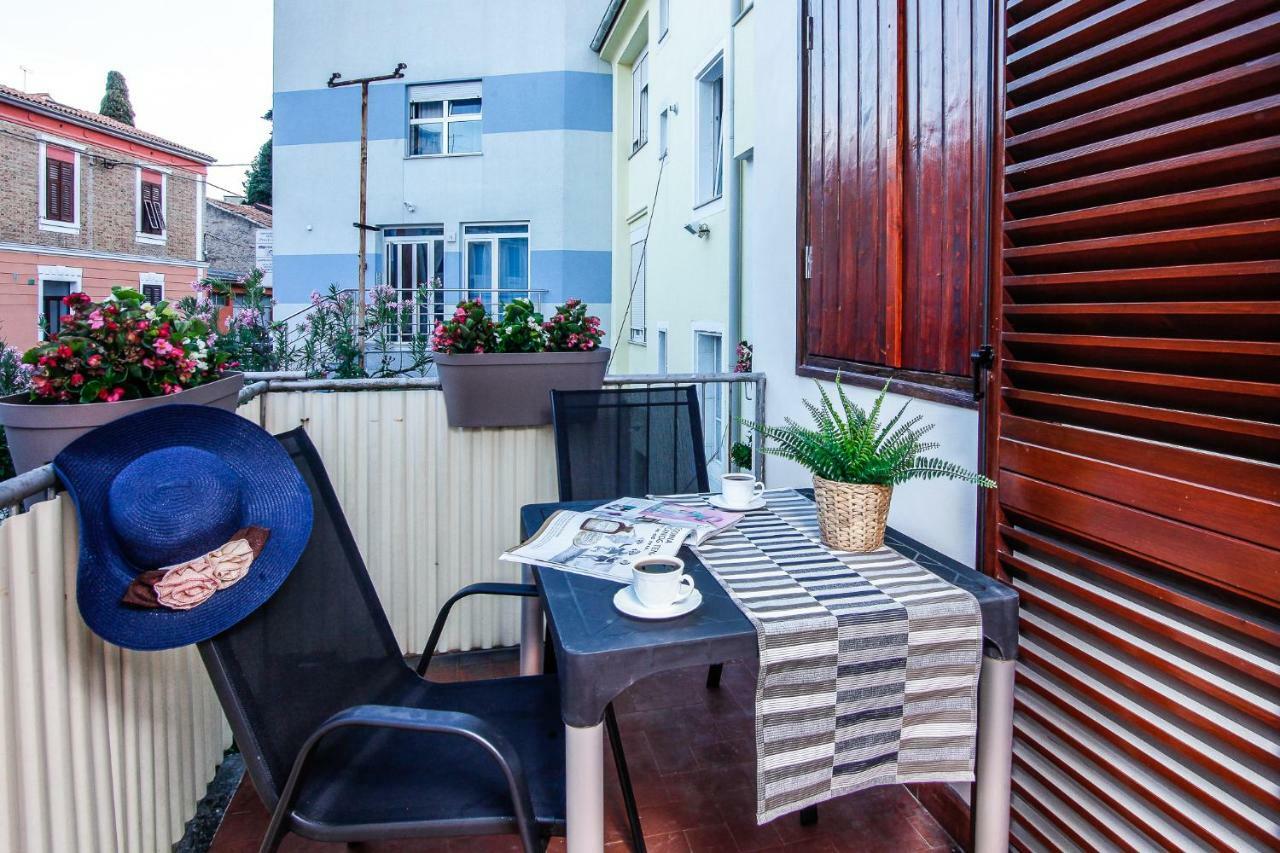 Apartment Kensi*** PUY מראה חיצוני תמונה